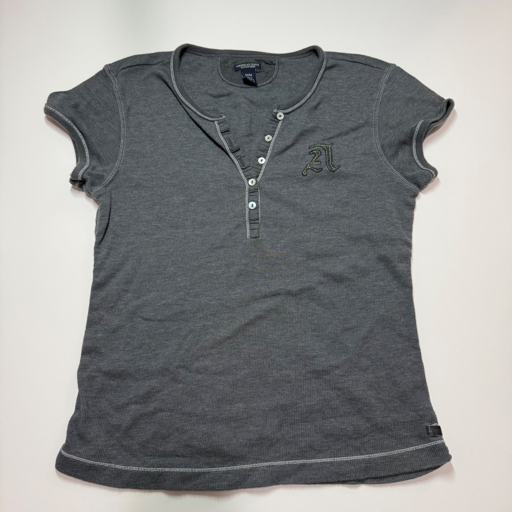 American Eagle Outfitters Y2K Gray Henley Top Waffle Knit Short Sleeve Button Up